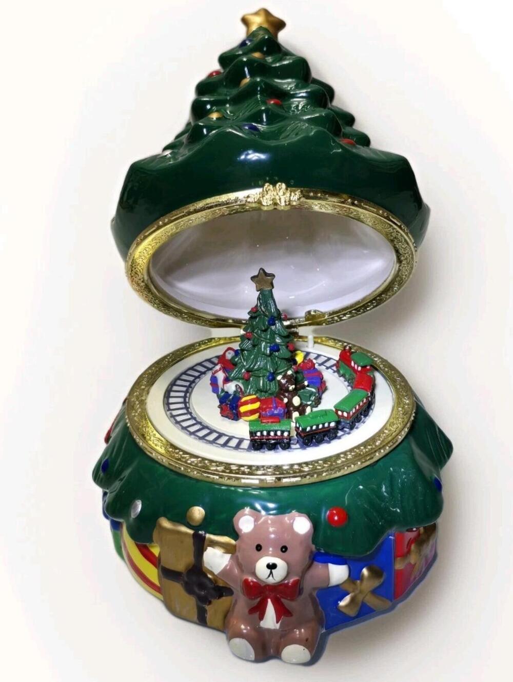 Mr Christmas Wind Up Musical Tree Animated Train Holiday Display Decor